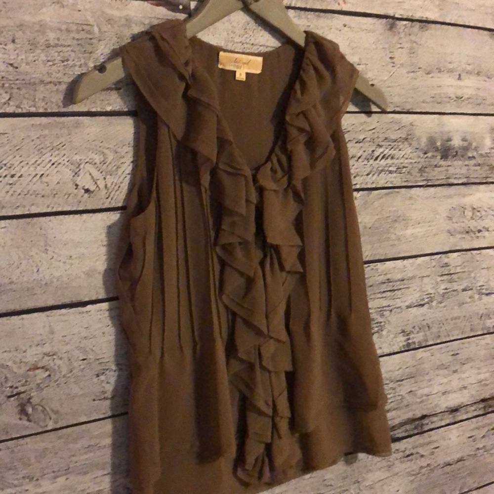 Ruffle top
